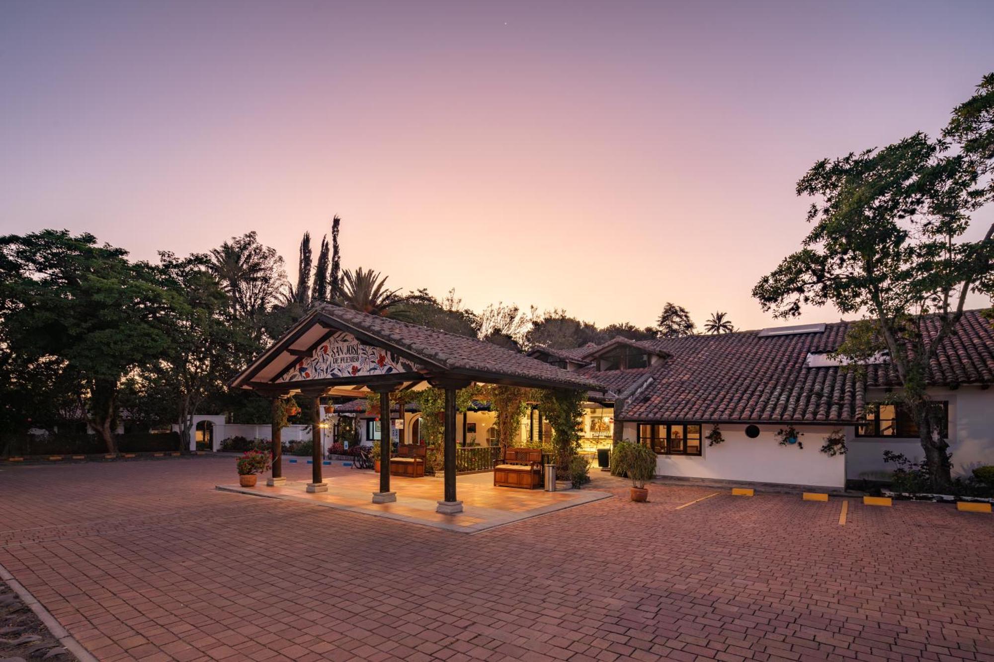 San Jose De Puembo Quito Airport, An Ascend Hotel Collection エクステリア 写真